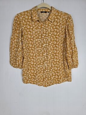 Relaxed Mustard Floral Button-Front Blouse By Zudio Size S